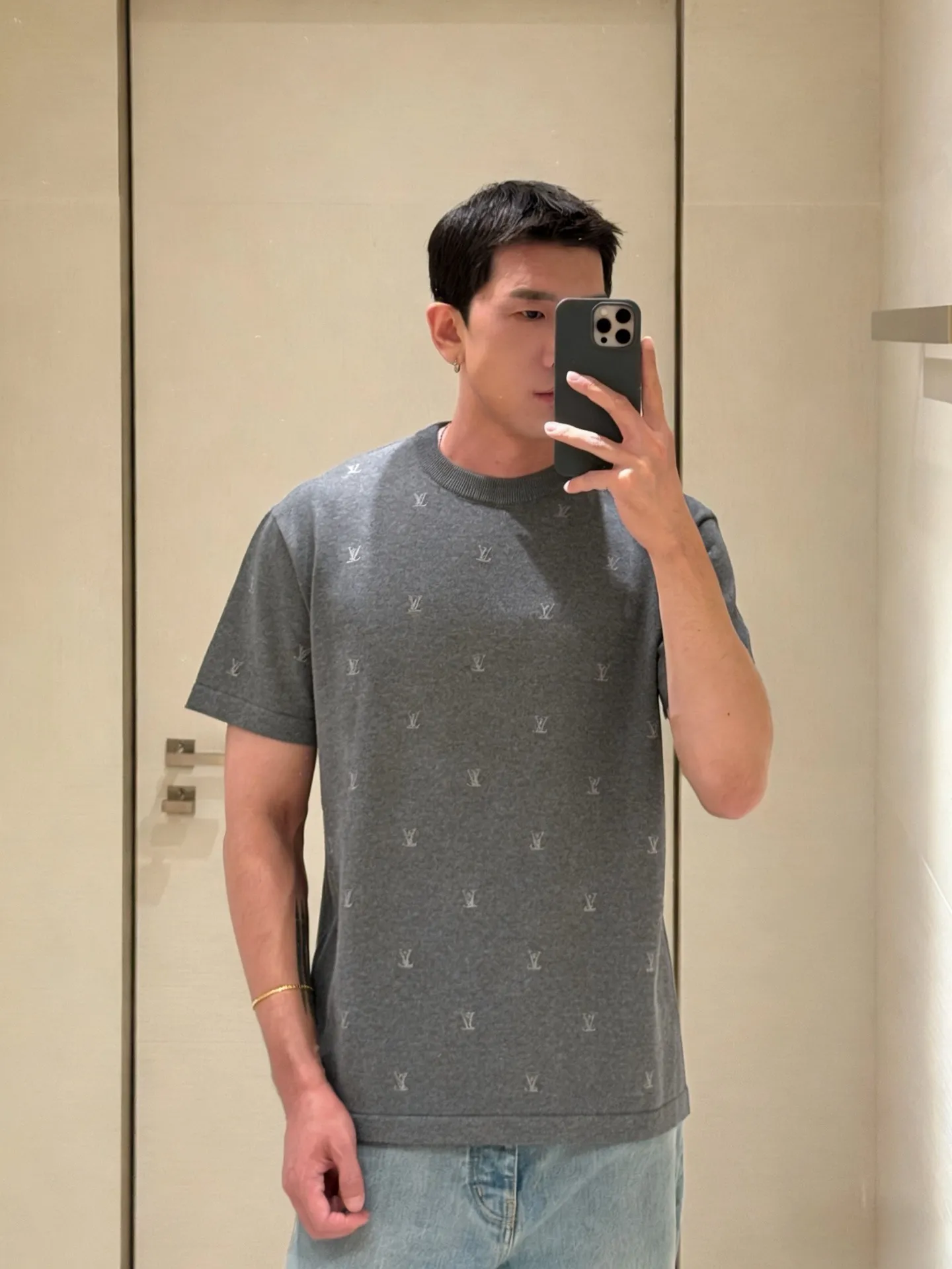 Louis Vuitton/